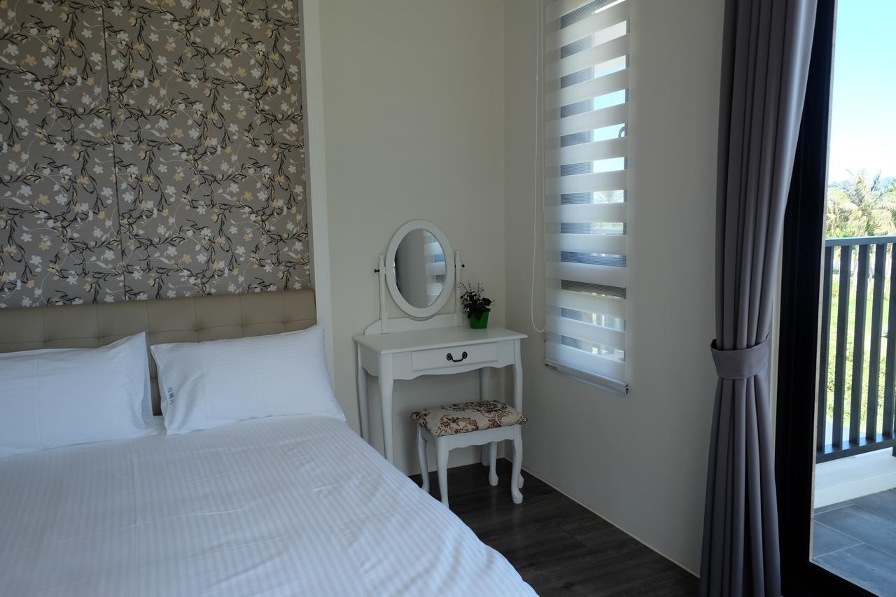 Moonlit Seaview Homestay Donghe Exterior photo