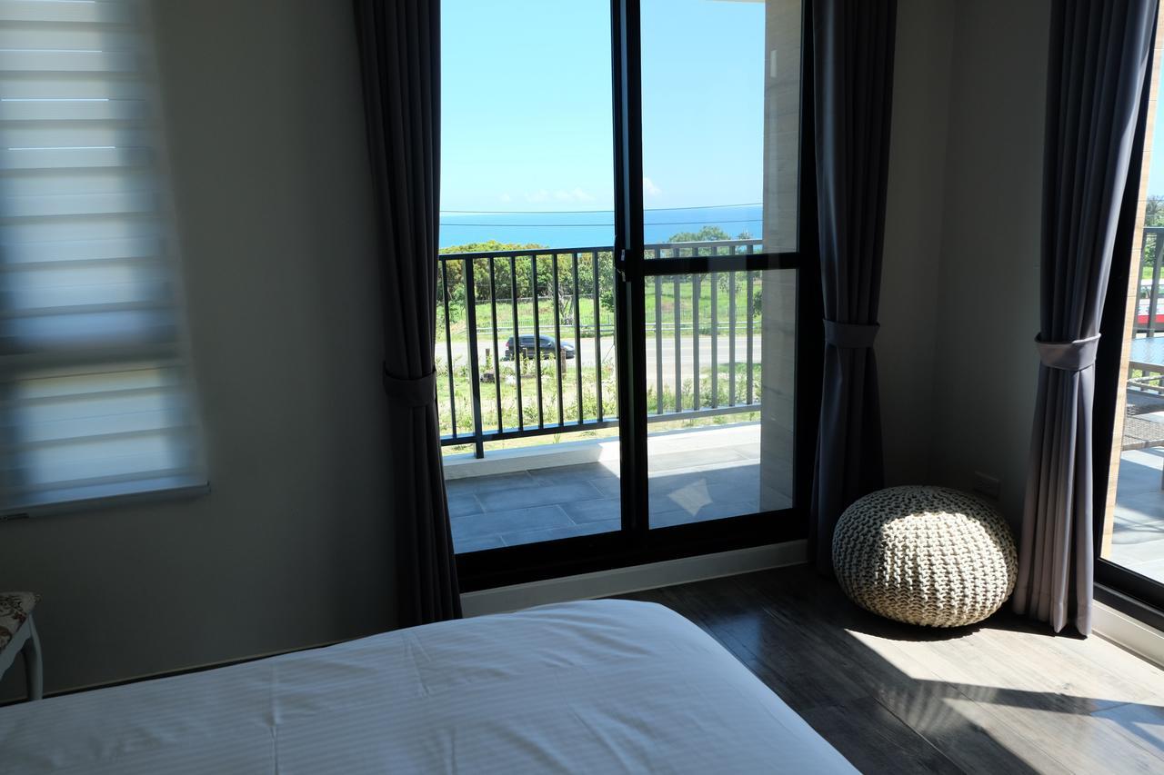Moonlit Seaview Homestay Donghe Exterior photo